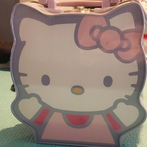 NWT - Hello Kitty shaped tin with latch and handle - never opened